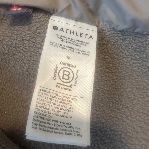 ATHLETA Rock Ridge Primaloft Hooded Jacket Bluff Grey; Medium - Picture 2 of 4